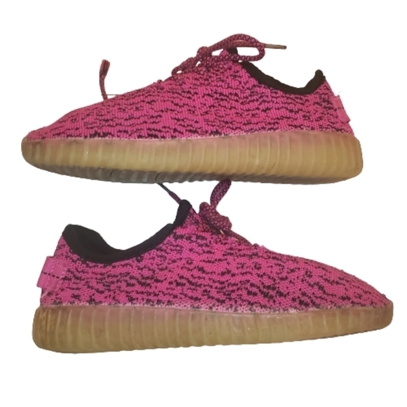 Link Kids Rechargeable Light Up Jogger Sneakers - Picture 4 of 11